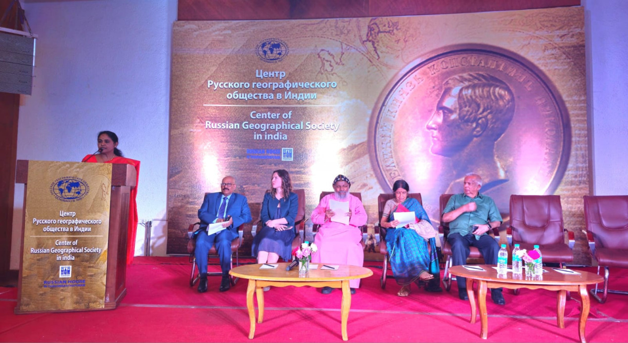 The opening ceremony. Photos provided by the RGS Center in India