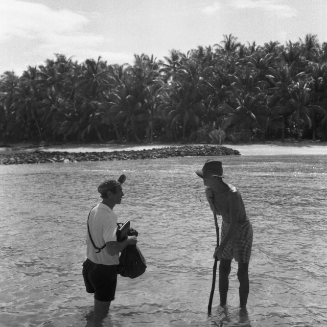 Отшельник Том Нил на острове Суворова. Фото: из личного архива Ю.П.Баденкова