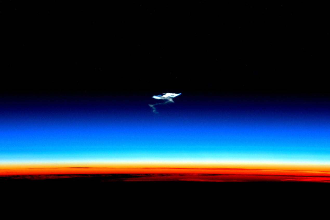 Слои атмосферы. Фото: https://en.wikipedia.org