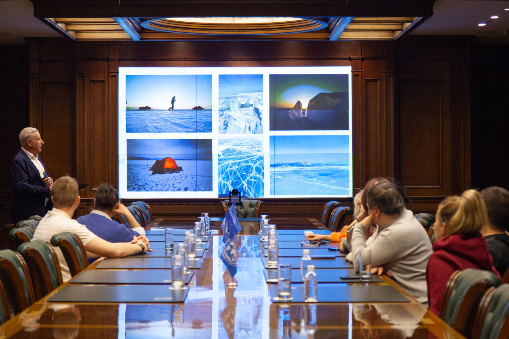 Участники семинара в Штаб-квартире Русского географического общества в Москве. Фото: пресс-служба РГО