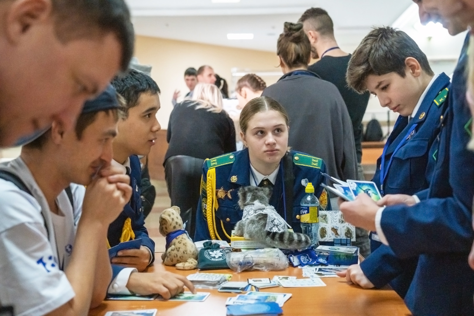 Участники Географического диктанта на центральной площадке. Фото: пресс-служба РГО