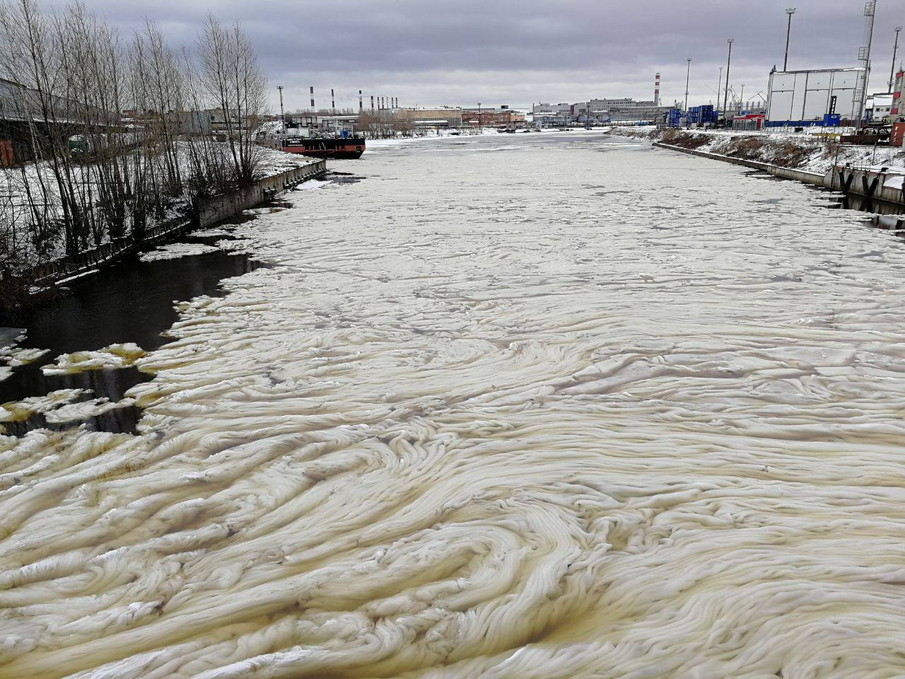 Снежура на Екатерингофке 28.03.22. Фото: Маргарита Потехина/ААНИИ