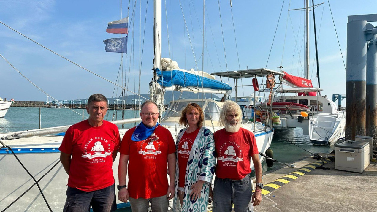 Stanislav Berezkin, Filip Alekseev, Yulia Kalyuzhnaya, and Evgeny Kovalevsky. Photos of the expedition participants