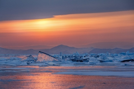 The ice hummocks at sunset. Photo by Evgeny Dubinchuk