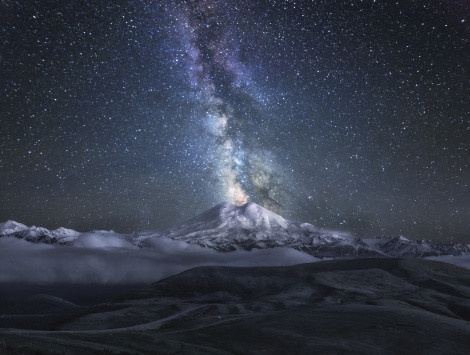 It Woke Up At Night. Photo: Andrey Grachev