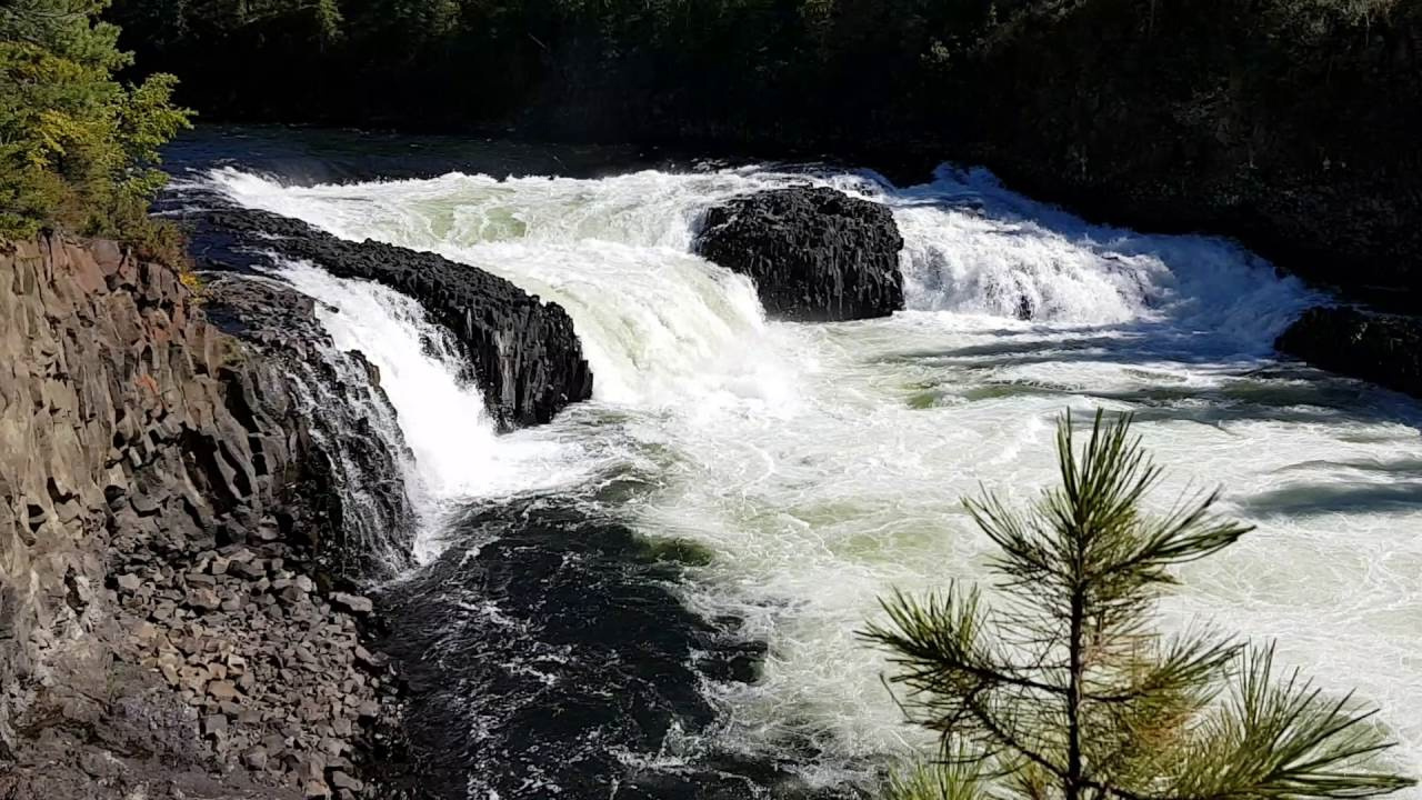 Хамсаринский водопад. Фото: Отдых и туризм в Туве (Visit Tuva)