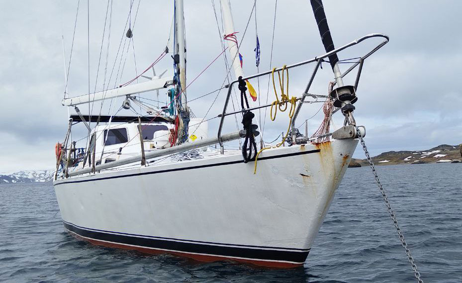 An expedition sailboat. Photo provided by the project participants