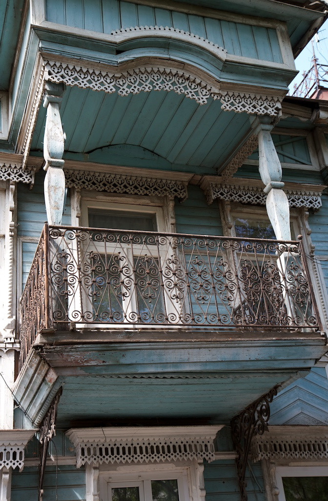 Балкон дома купца Андреева. Фото: Александр Лыскин