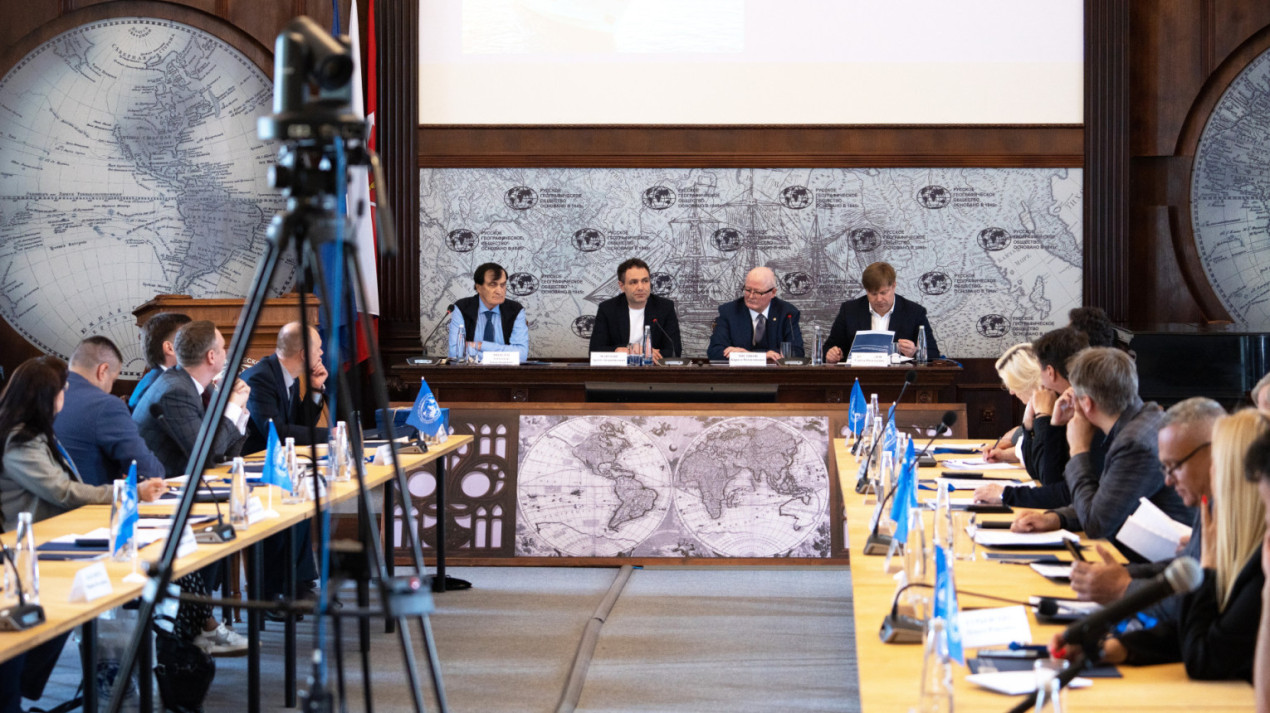 Strategy session of the chairpersons of the regional branches of the Russian Geographical Society. Photo: Vladimir Neskoromny