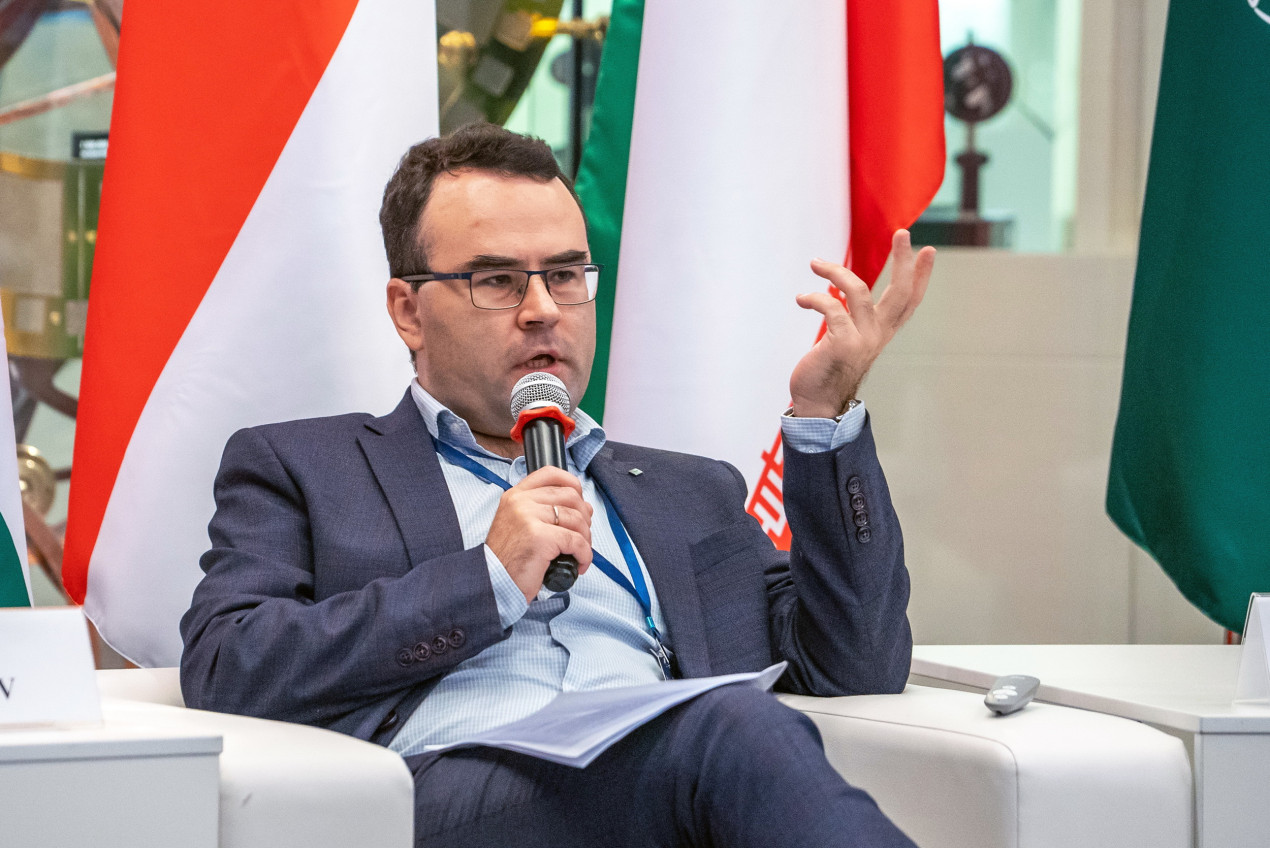 Nikolai Kurichev, Dean of the Faculty of Geography and Geoinformation Technologies at the Higher School of Economics. Photo: Vladimir Neskoromny / press-service of the RGS