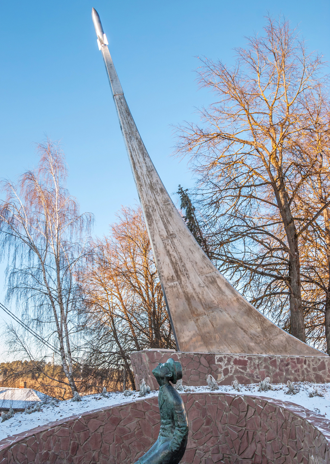 Памятник Константину Циолковскому, скульптор Сергей Бычков. Фото: depositphotos.com