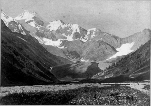 Катунский ледник, снятый во время экспедиции в 1870 году. Фото: Любовь Полторацкая