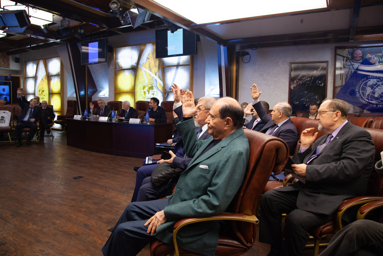 На заседании Ученого совета Русского географического общества. Фото: Анна Юргенсон / пресс-служба РГО