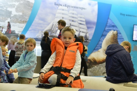 A young sailor. Photo by Nikolay Razuvaev