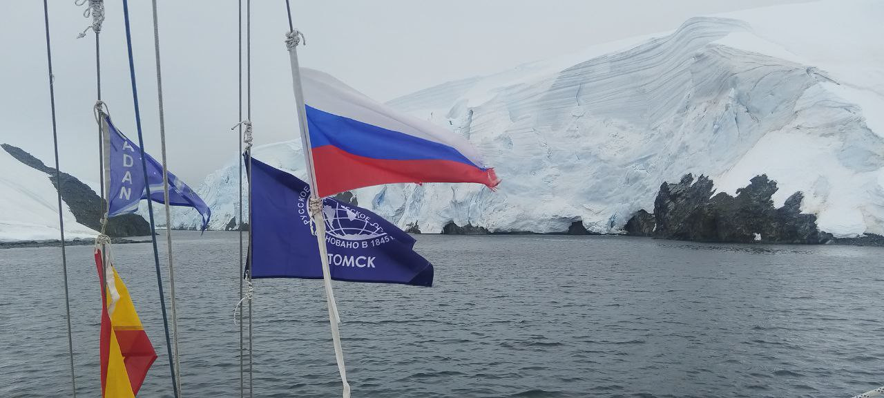 Off the coast of Antarctica. Photo provided by the expedition members