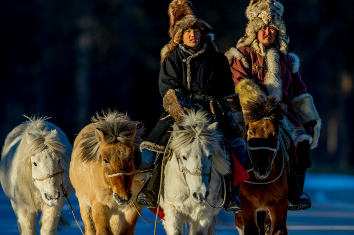 Якутские конники. Фото: Александр Гармаев