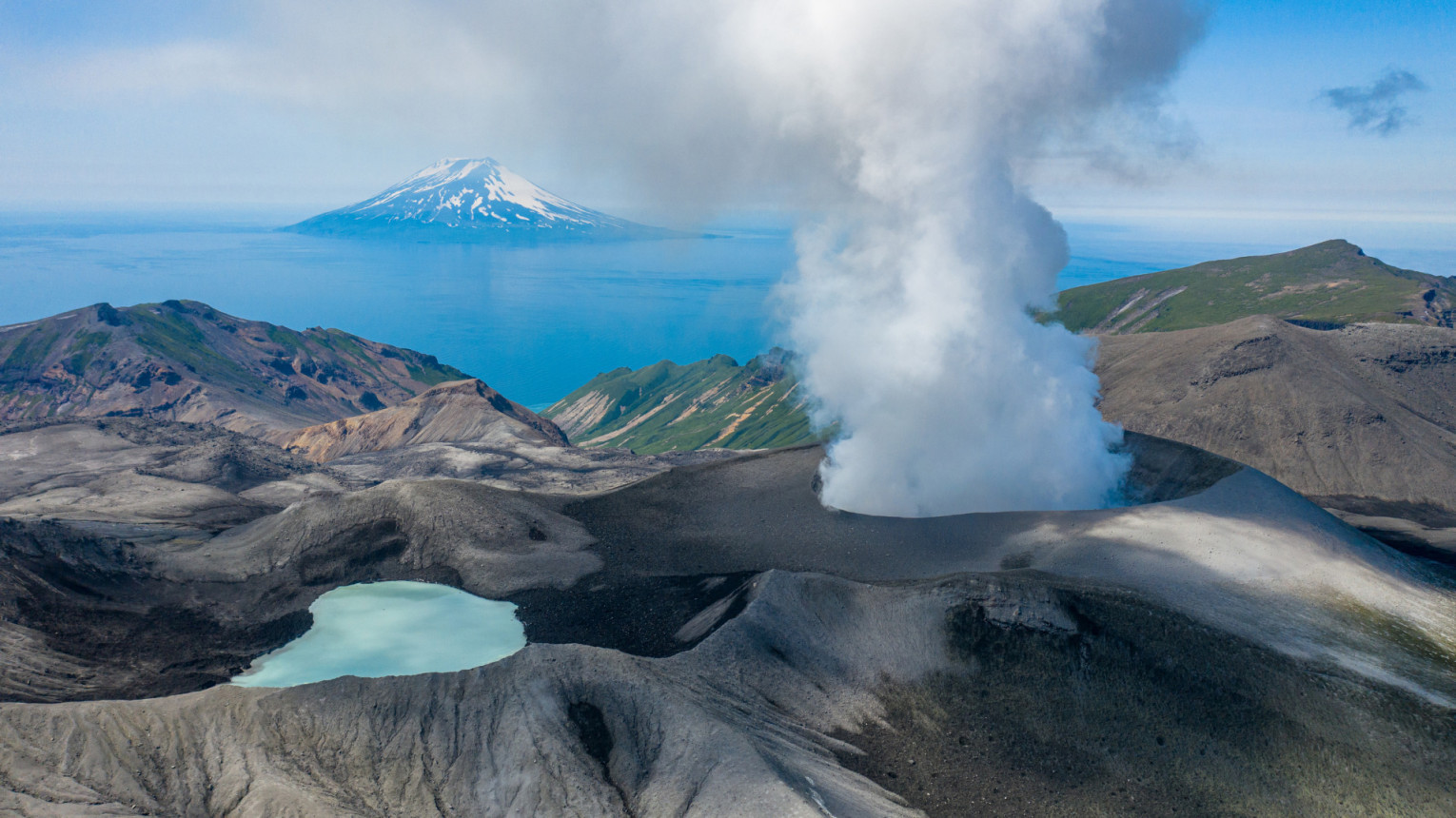 Ash eruption of Ebeko volcano, Paramushir Island. Photo: Dmitry Balandin, participant of the photo contest of the RGS 