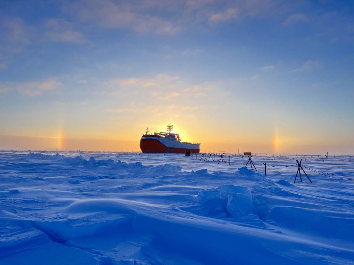 Ледостойкая самодвижущаяся платформа «Северный полюс» . Фото: Владимир Лихоманов / ААНИИ