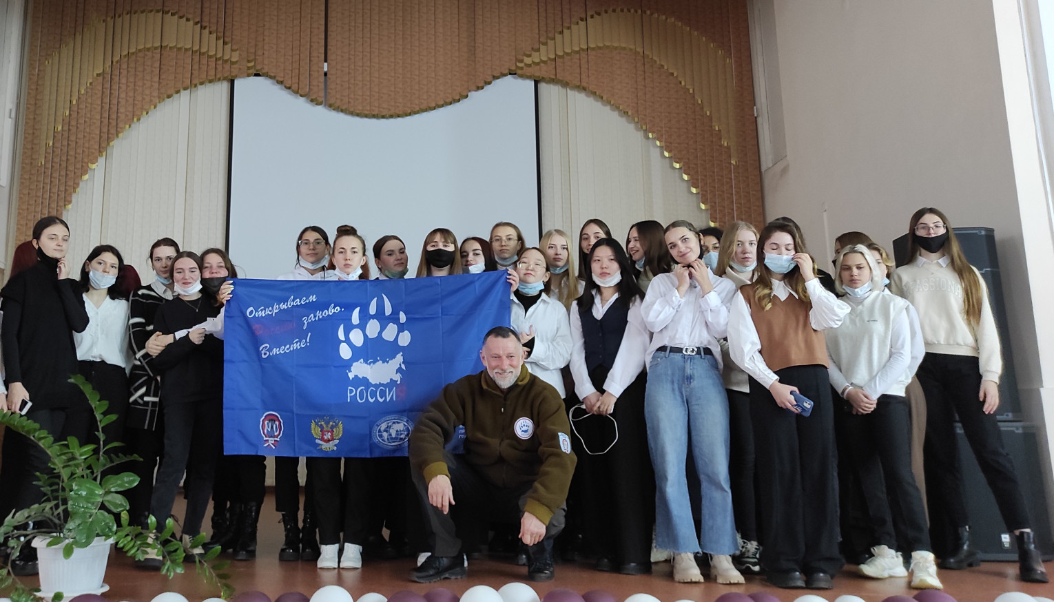Константин Мержоев на встрече со студентами. Фото предоставлено участниками экспедиции 