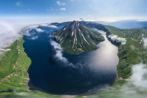 The Airpano.ru photo project has announced two new virtual tours