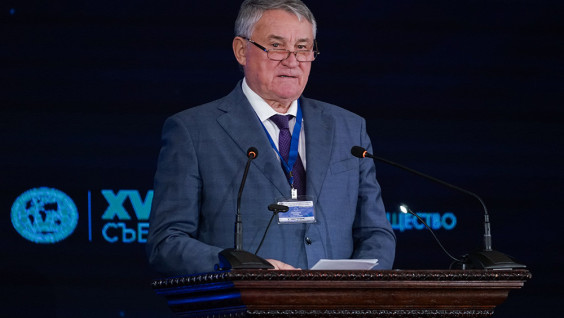 Зампред Совета Федерации Юрий Воробьев поздравил Президента РГО Сергея Шойгу с Днем географа