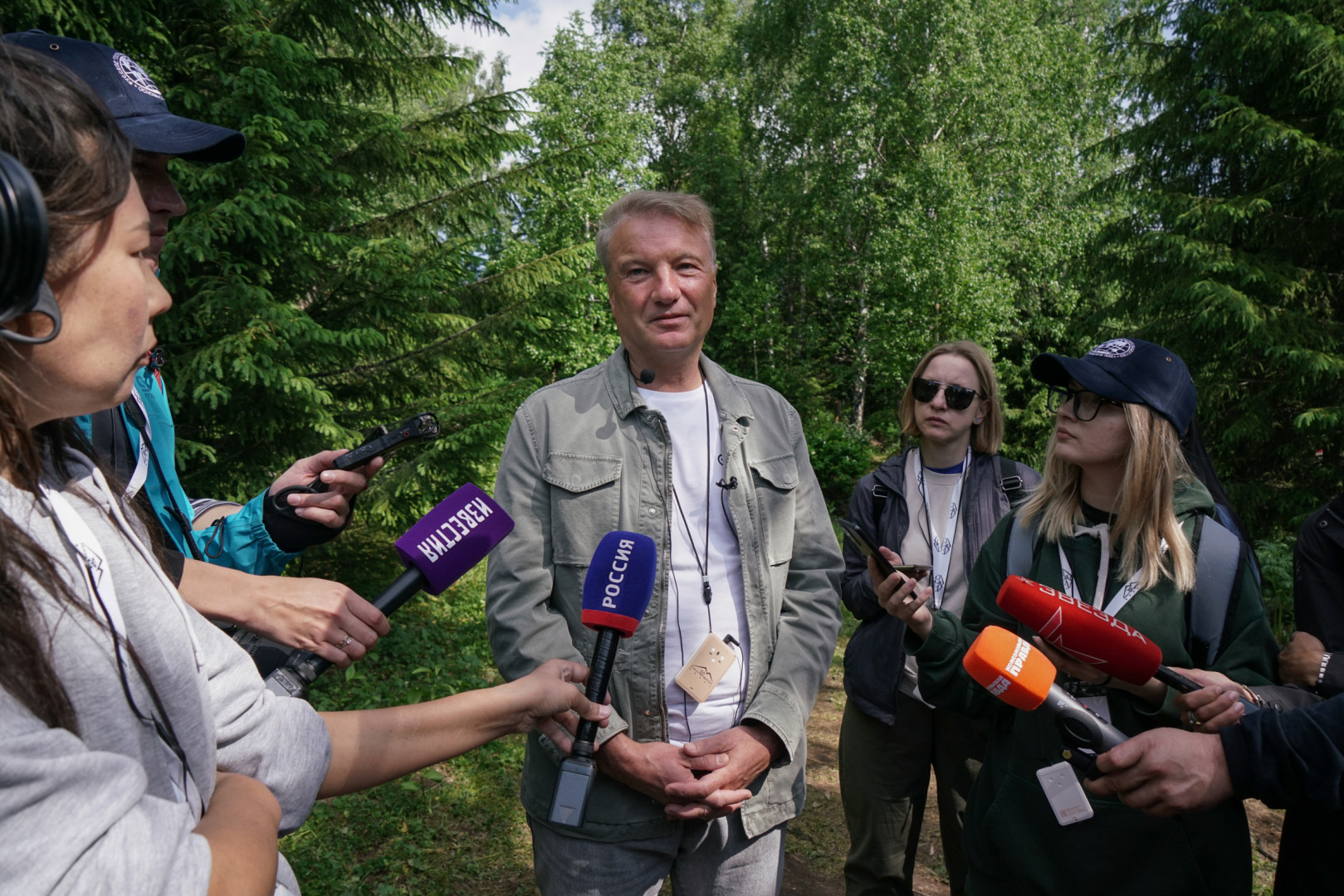 ГЕРМАН ГРЕФ ПРОВЁЛ ЭКСКУРСИЮ НА АЛТАЙСКОЙ ЭКОТРОПЕ