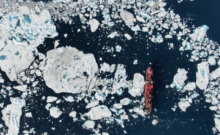 Arctic Floating University: 13 years of Exploration and Discoveries
