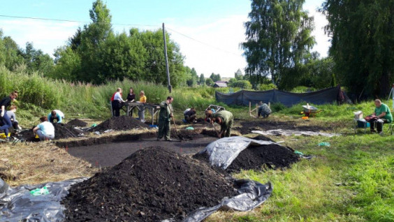 Ring, Pendants and Bone Ear Picks: First Finds of the 2020 Season at Unorozh Hillfort