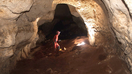 Спелеологи обнаружили природный вход в пещеру Таврида