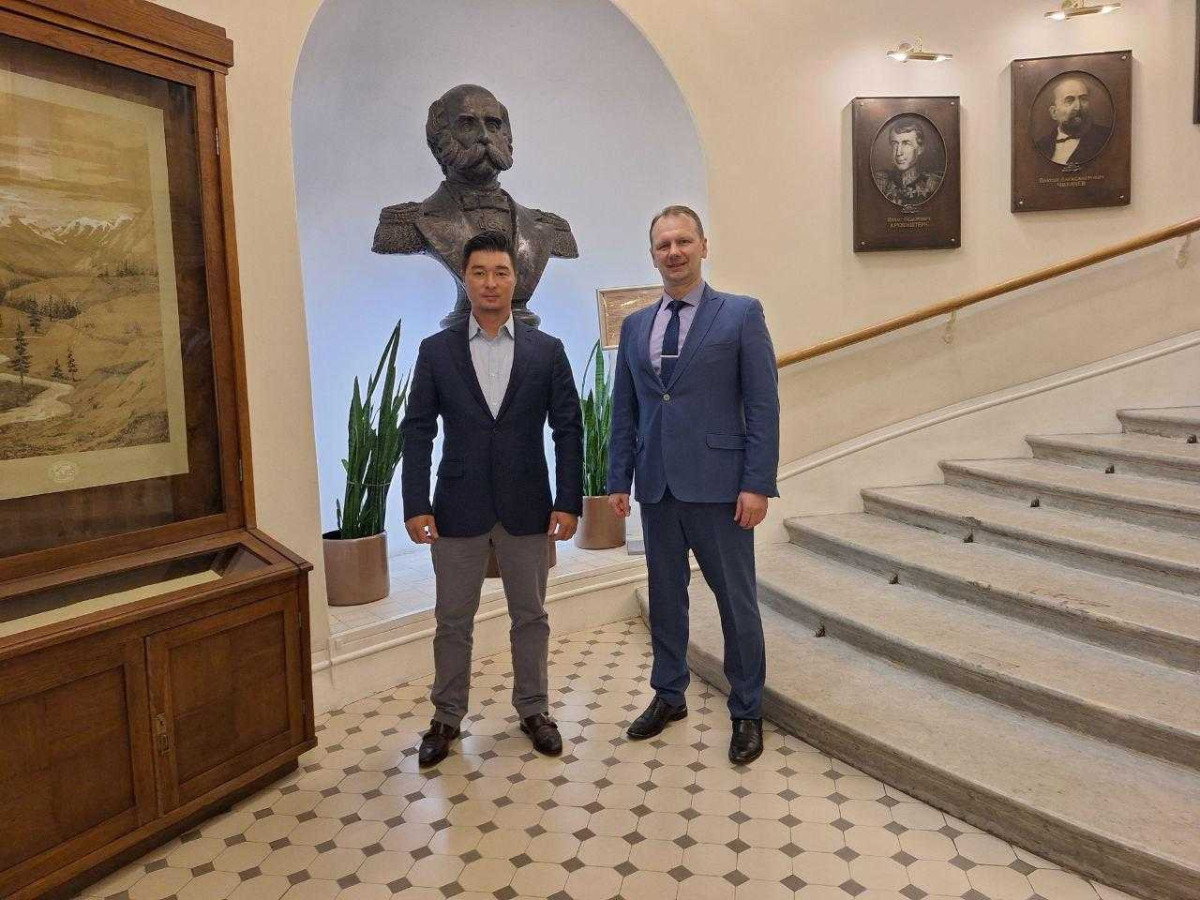 Визит Феликса Ли в Штаб-квартиру Русского географического общества в Санкт-Петербурге. Фото: пресс-служба РГО