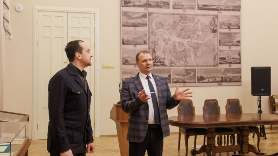 Штаб-квартиру РГО в Санкт-Петербурге посетил директор Фонда президентских грантов