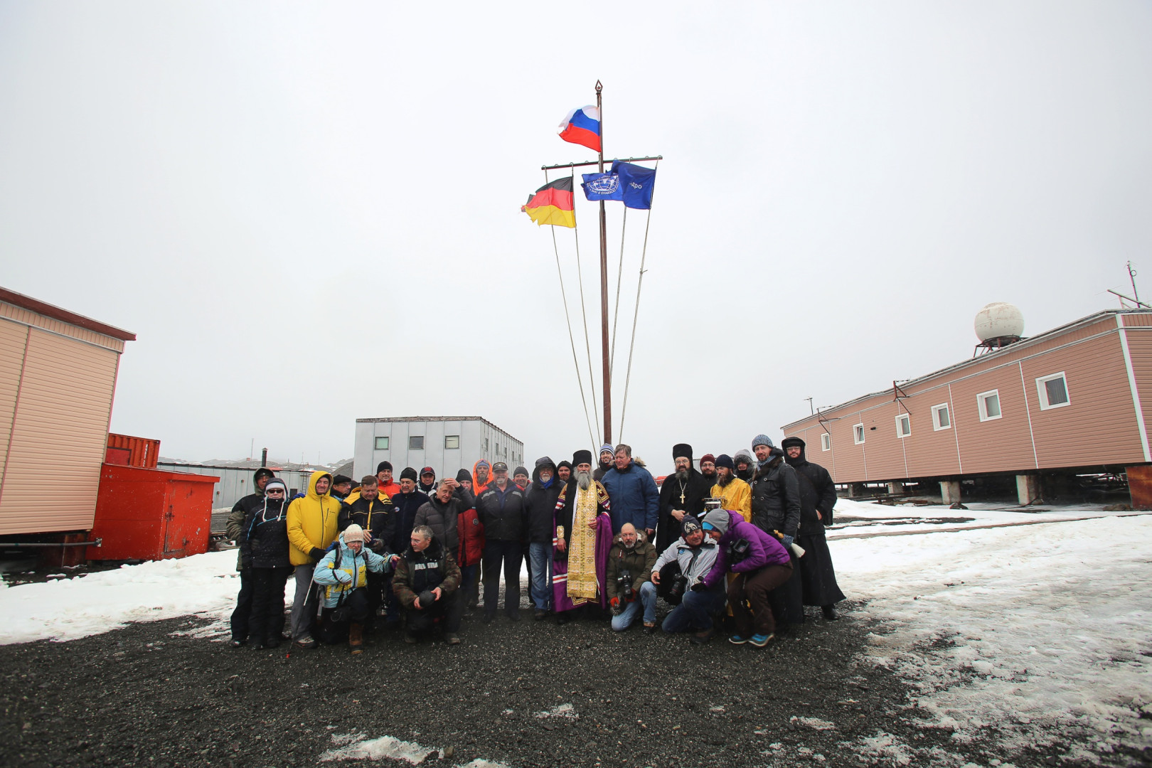 Освящение русского православного храма в Антарктике (14 февраля 2014 года)