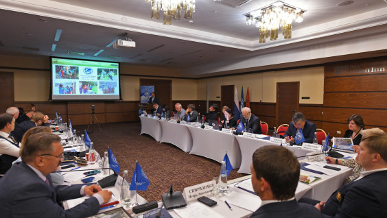 Важные вопросы и главные проекты: в Красноярске прошёл второй день заседания Совета регионов РГО