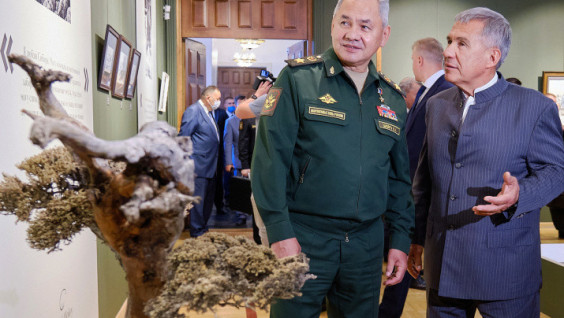 "I’m in a Hurry to Live": Sergey Shoigu Talks About His Work at the Exhibition in Kazan