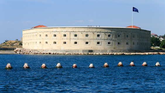 Две больших войны маленького форта: подвиг Константиновской батареи