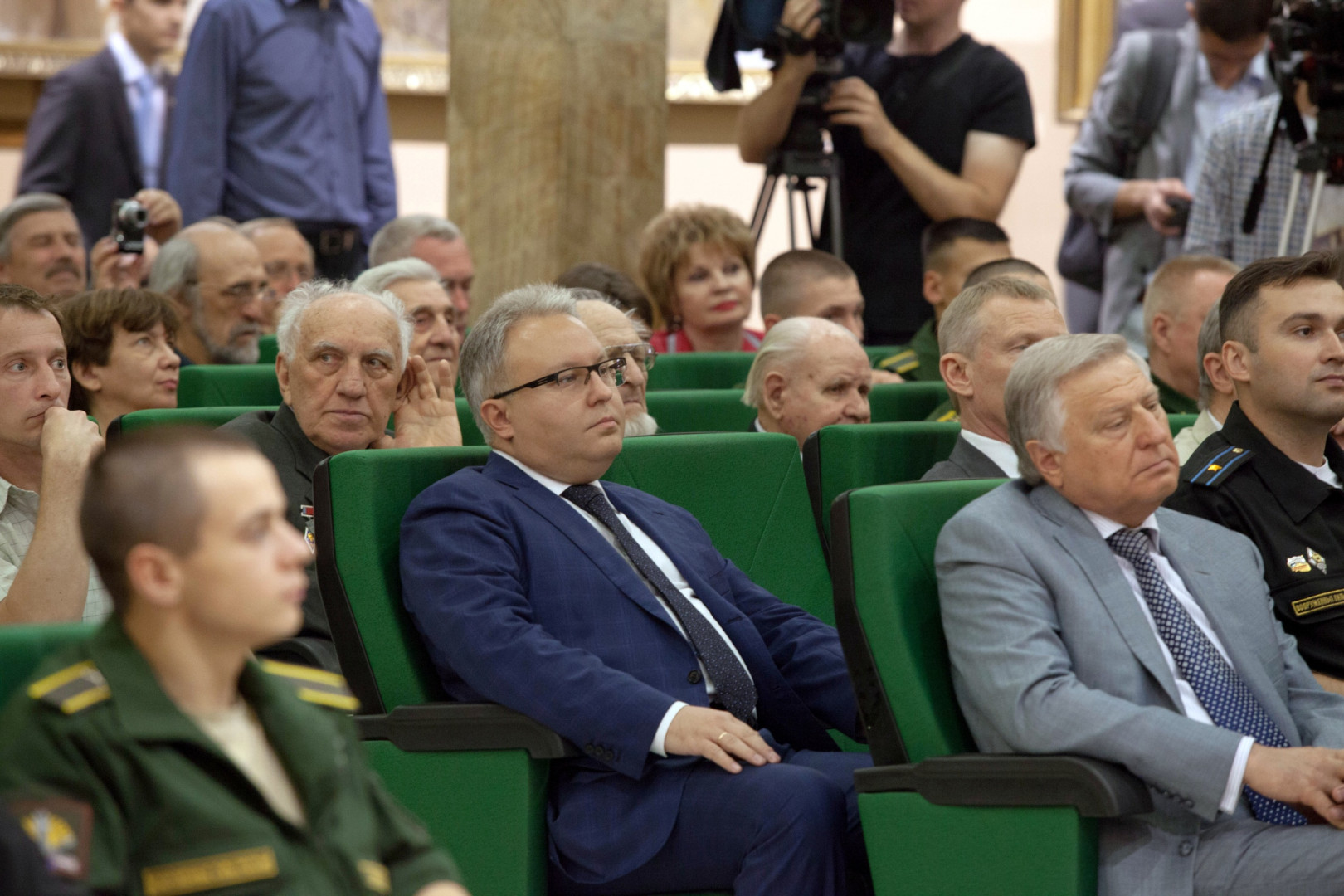 Церемония вручения наград родственникам географов - ветеранов ВОВ
