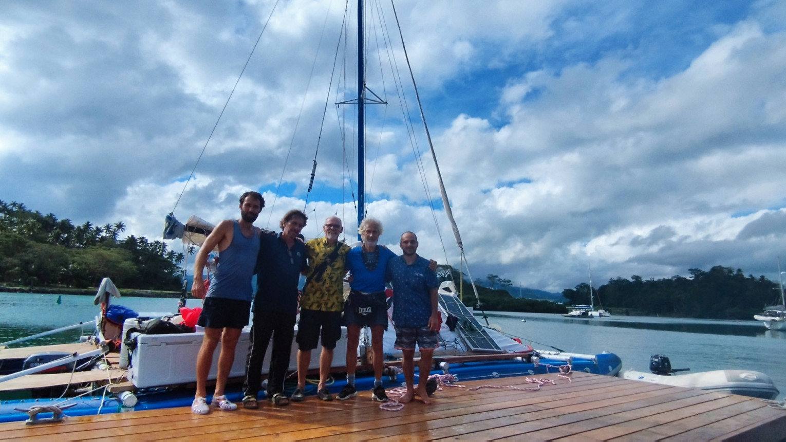 Экипаж кругосветки на Фиджи. Фото участников экспедиции