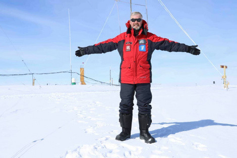 Премьера фильма "Антарктида. Хождение за три полюса" состоится на Первом канале