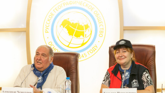 «Everybody around the world likes the Russians!»