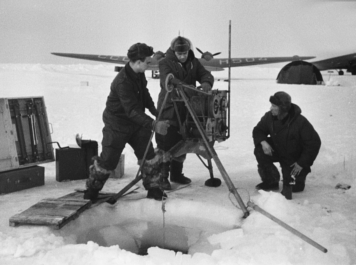 Установка оборудования.  Дрейфующая станция 