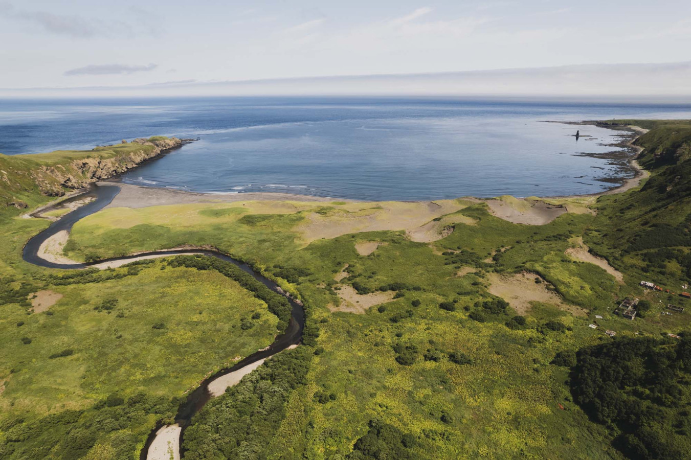 Панорама острова Уруп. Фото: Даниил Годлевский