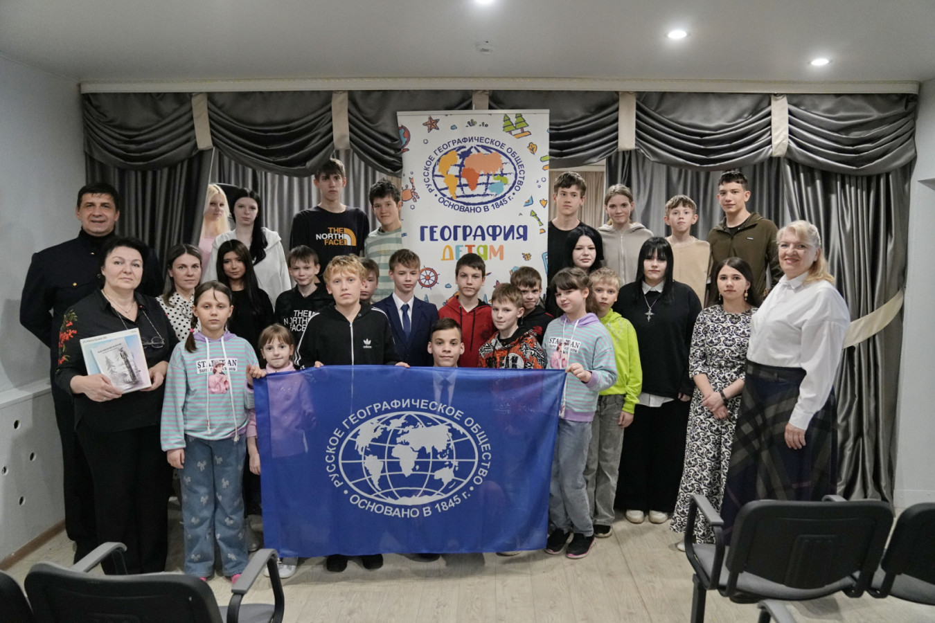 Участники акции «География — детям» в Спасске. Фото: Борис Тишулин / Пензенское областное отделение РГО