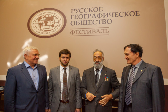 Сохраняя для потомков