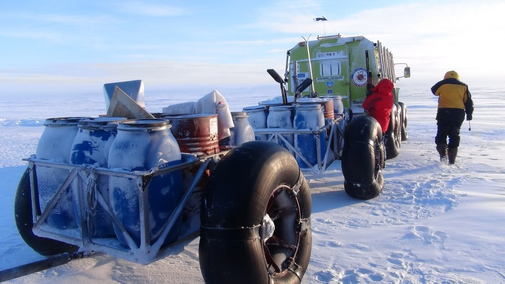 Морская ледовая автомобильная экспедиция 2014