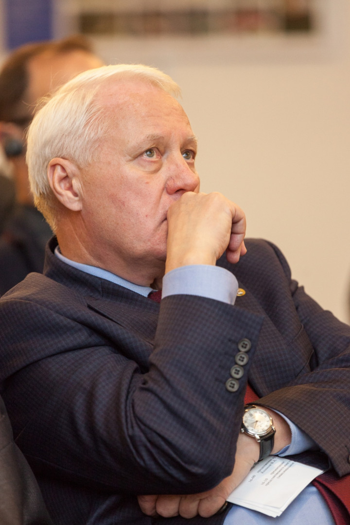 Географическое сотрудничество