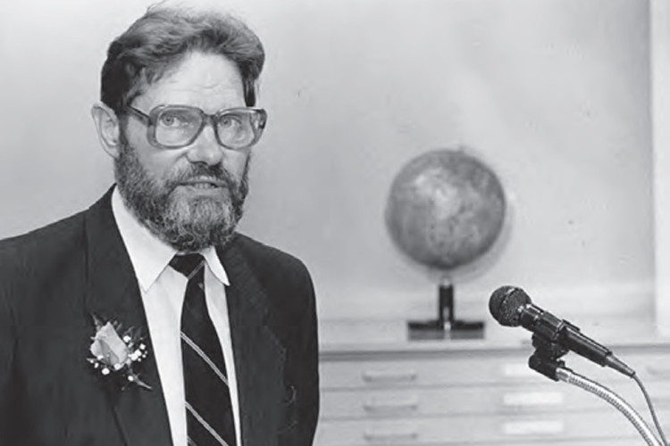 Толкователь старых карт: пространство и время Алексея Постникова