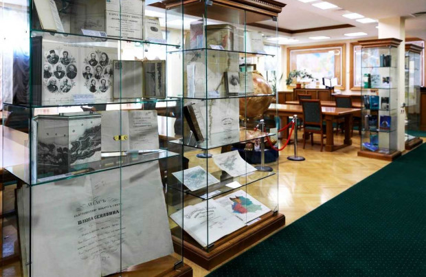 Рассказ о выставке «На благо Отечества: к 180-летию основания Русского географического общества» в Российской государственной библиотеке