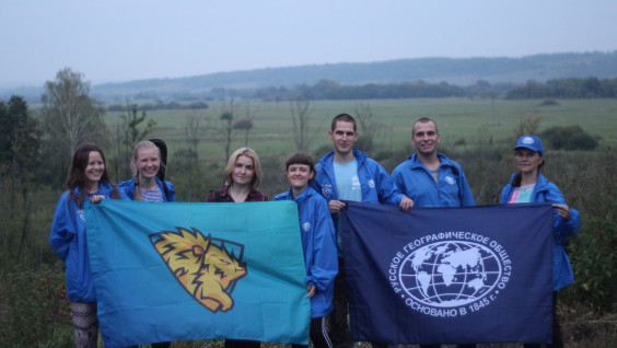 Синие дождевики спешат на помощь: дневник волонтёров "Заповедной Мордовии"