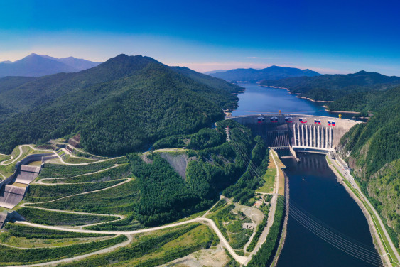 Протяженные, полноводные, интригующие: особенности и загадки шести российских рек