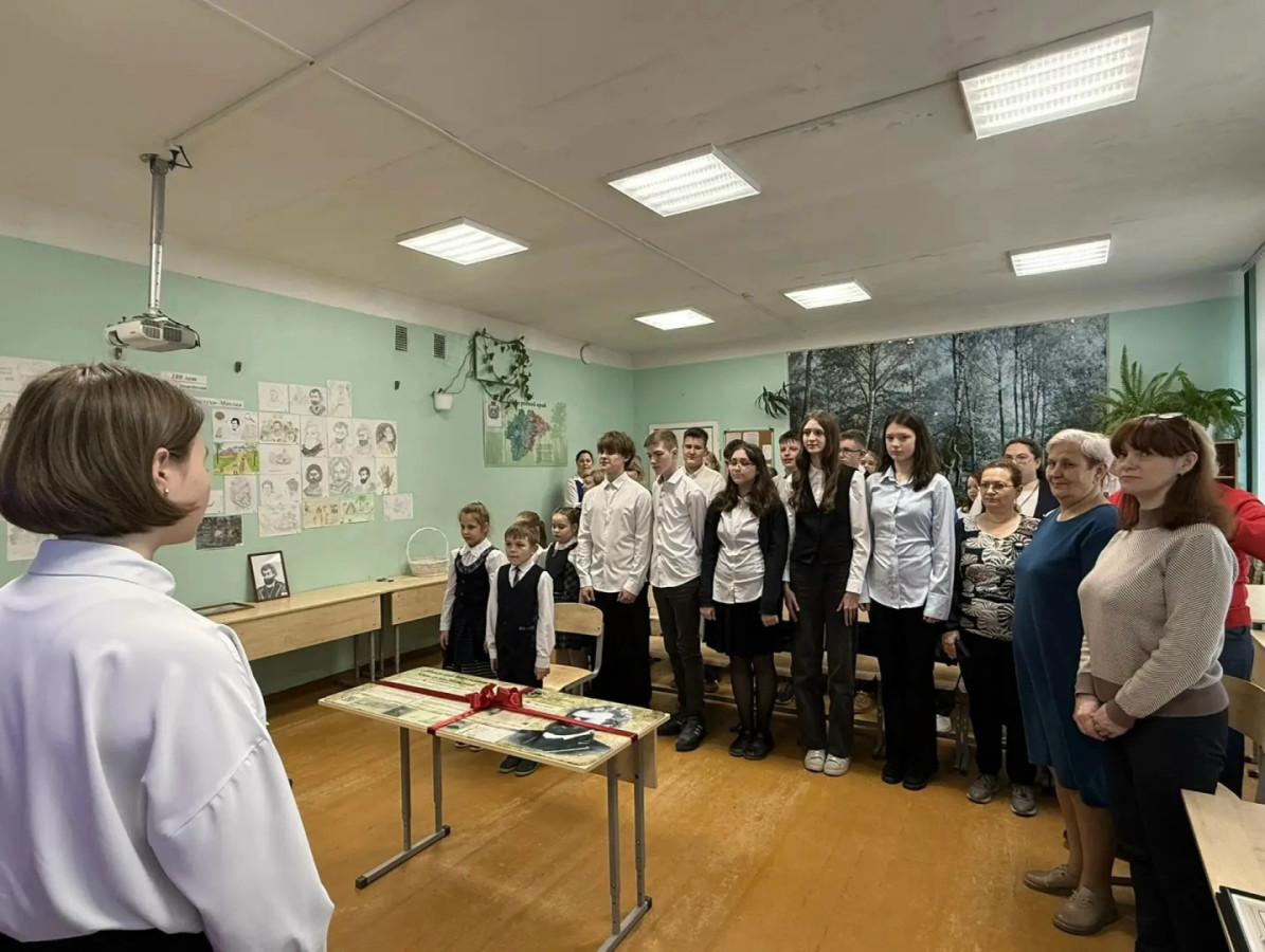 Открытие парты РГО в Великом Новгороде. Фото: средняя школа №26 города Великий Новгород